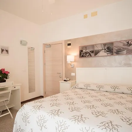 Hotell Conchiglia 3*